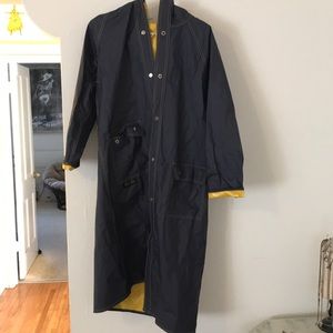 Blue and yellow raincoat !